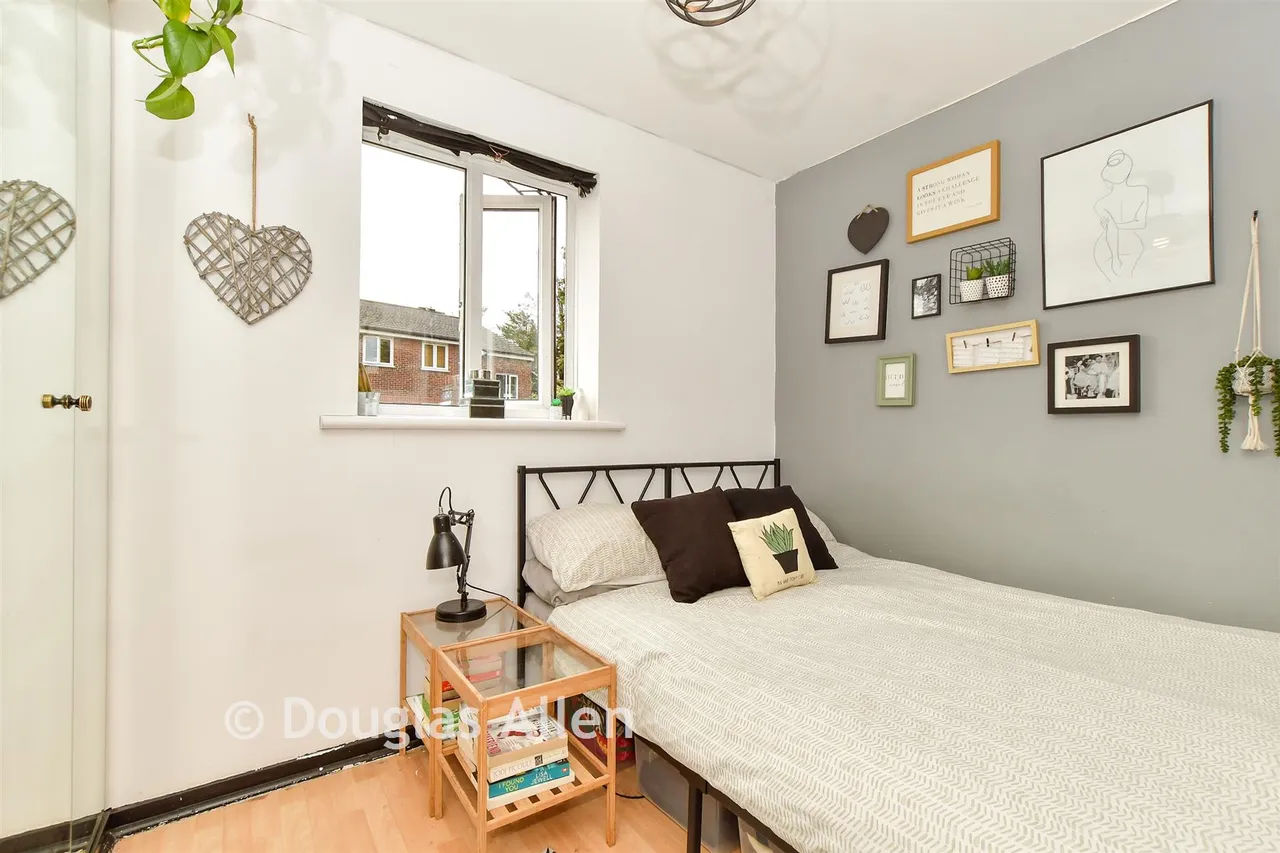 Yunus Khan Close, Walthamstow, E17, photo 6