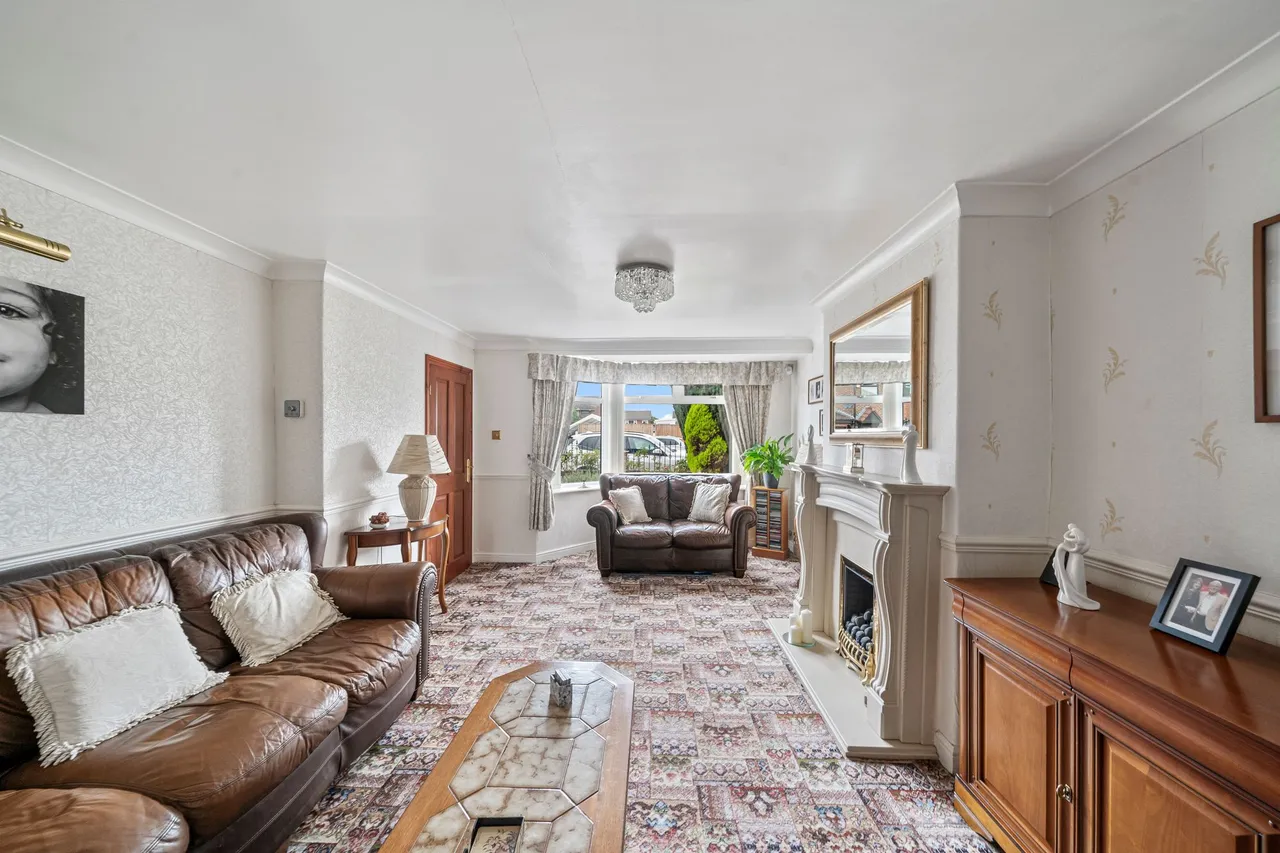 Angus Avenue, Leigh, Leigh, WN7 5DL, photo 2