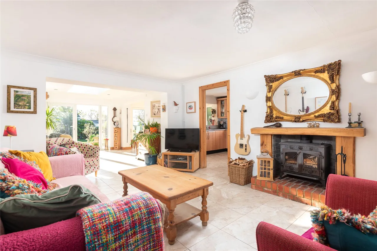 Avenue Road, Rushden, NN10, photo 6