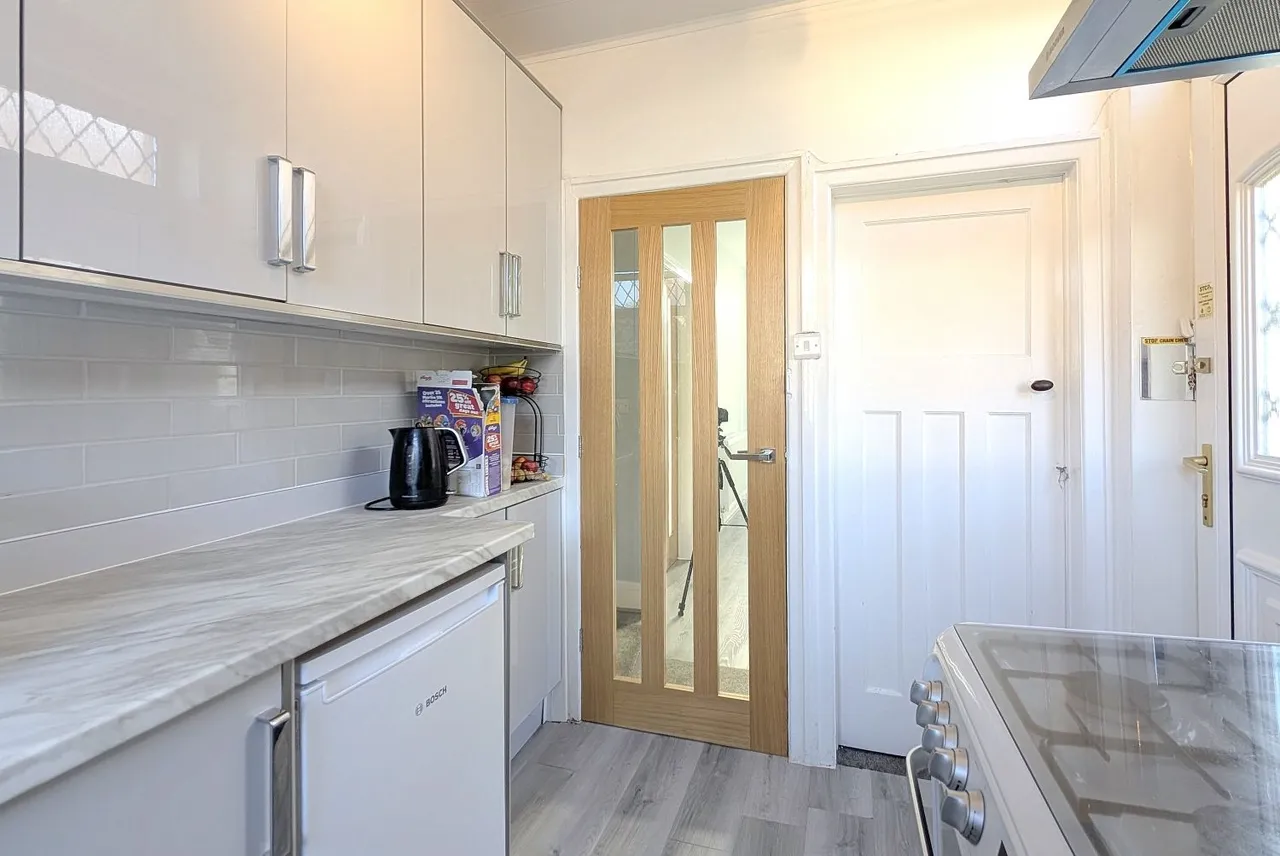 Halifax Road, Brighouse, HD6, photo 11