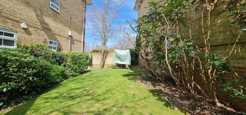 Wayletts, Leigh-On-Sea, Essex, SS9 4ED, photo 15