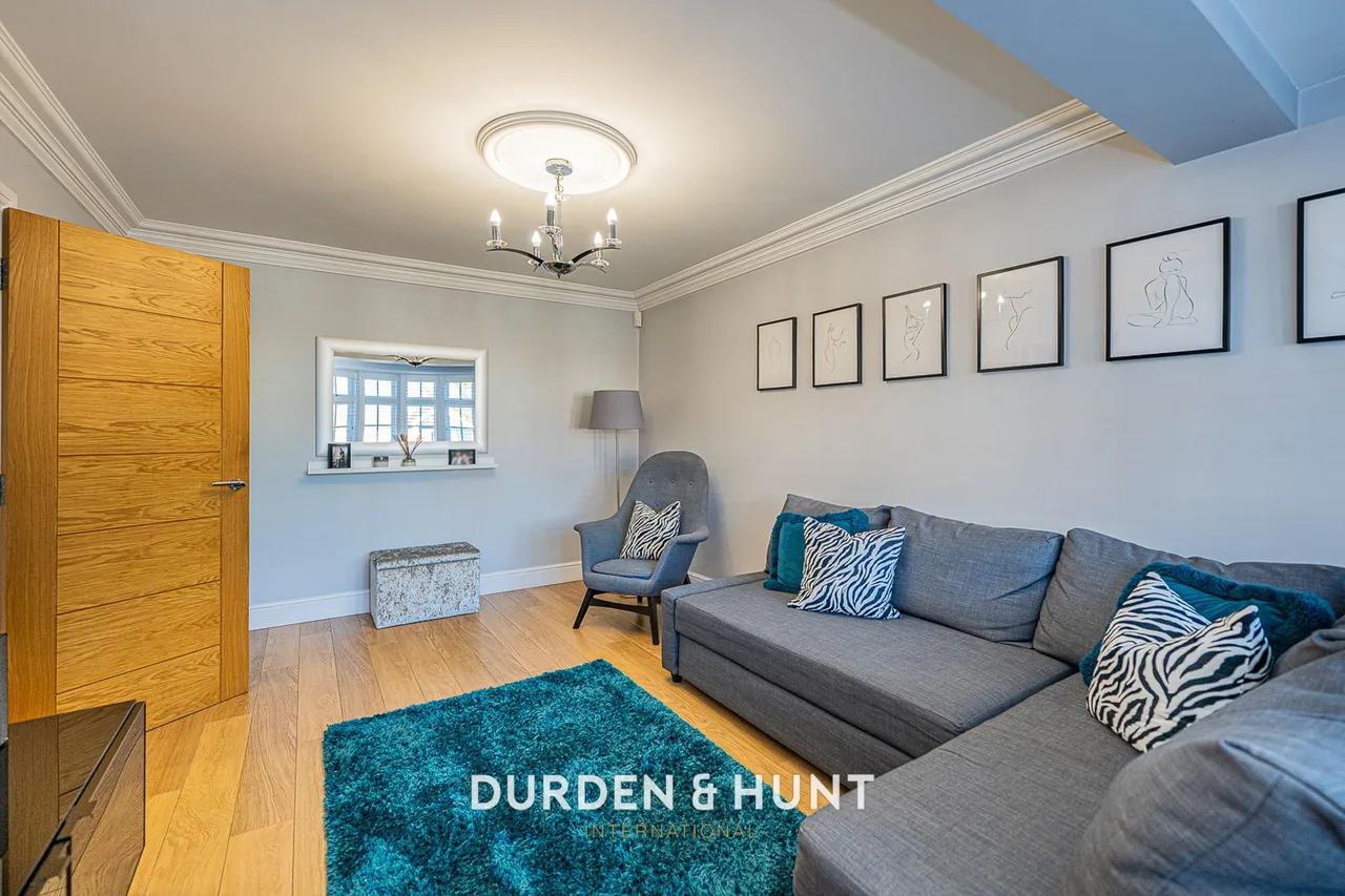 Elmdene Avenue, Hornchurch, RM11, photo 14