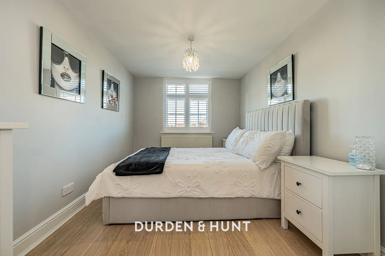 Elmdene Avenue, Hornchurch, RM11, photo 27