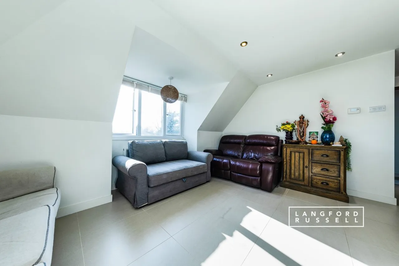 Tubbenden Lane South, Orpington, BR6, photo 6
