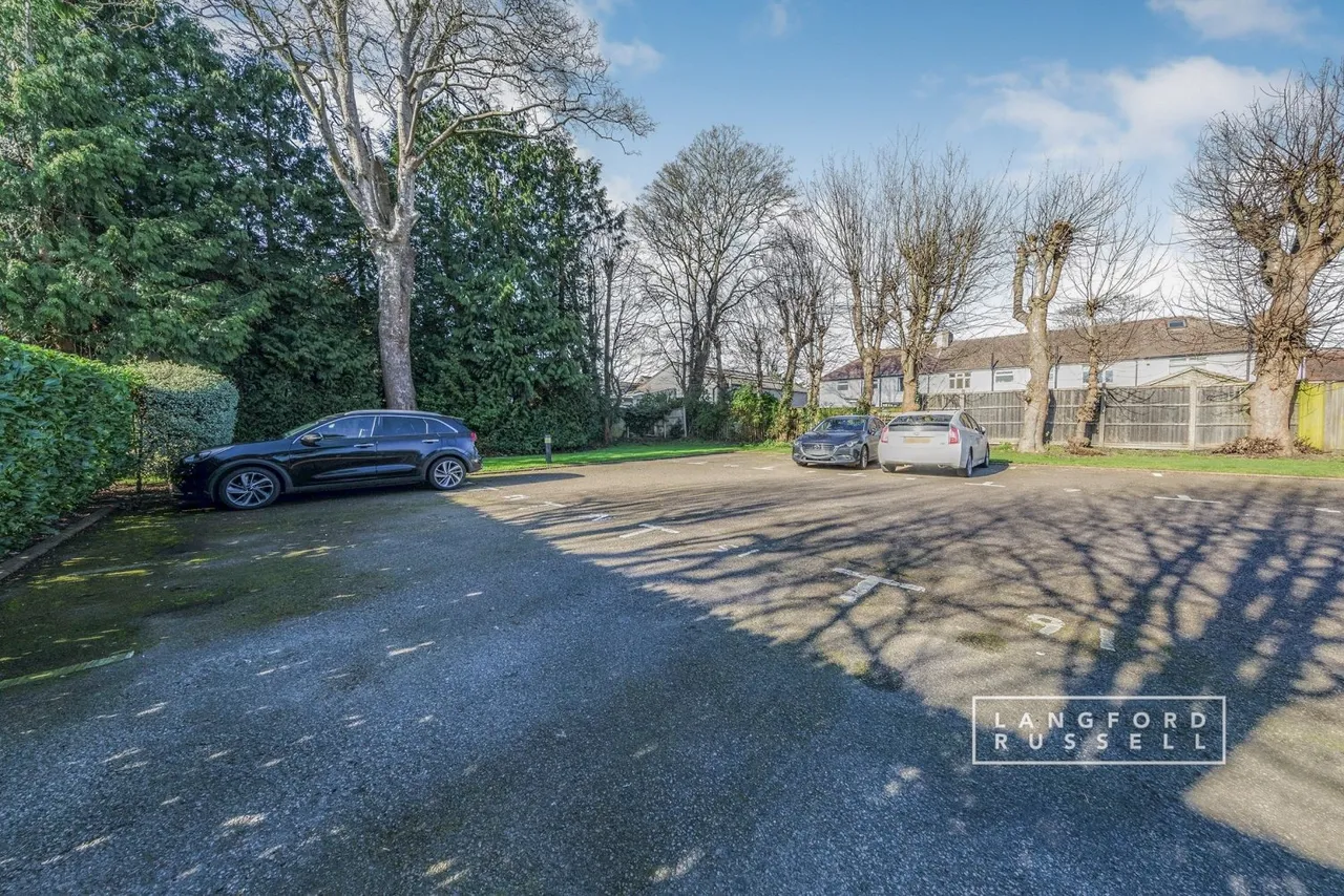 Tubbenden Lane South, Orpington, BR6, photo 7