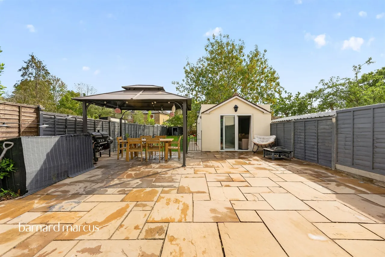 The Greenway, Epsom, KT18, photo 6