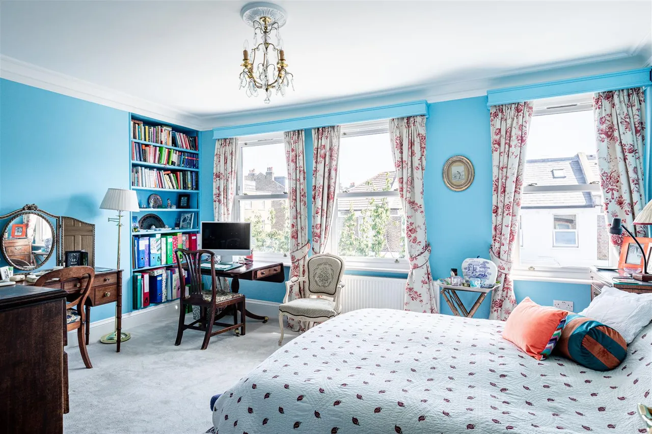 Sulgrave Road, London, W6, photo 11