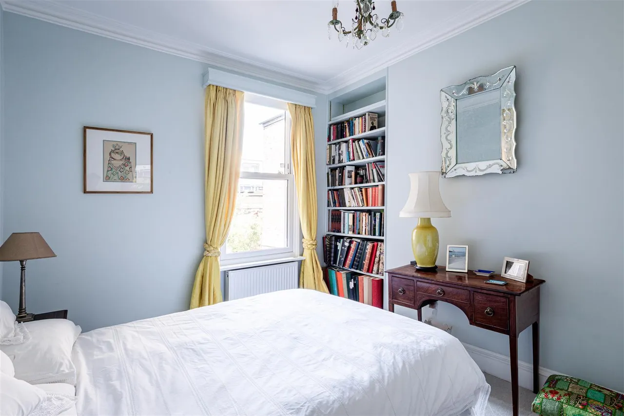 Sulgrave Road, London, W6, photo 13