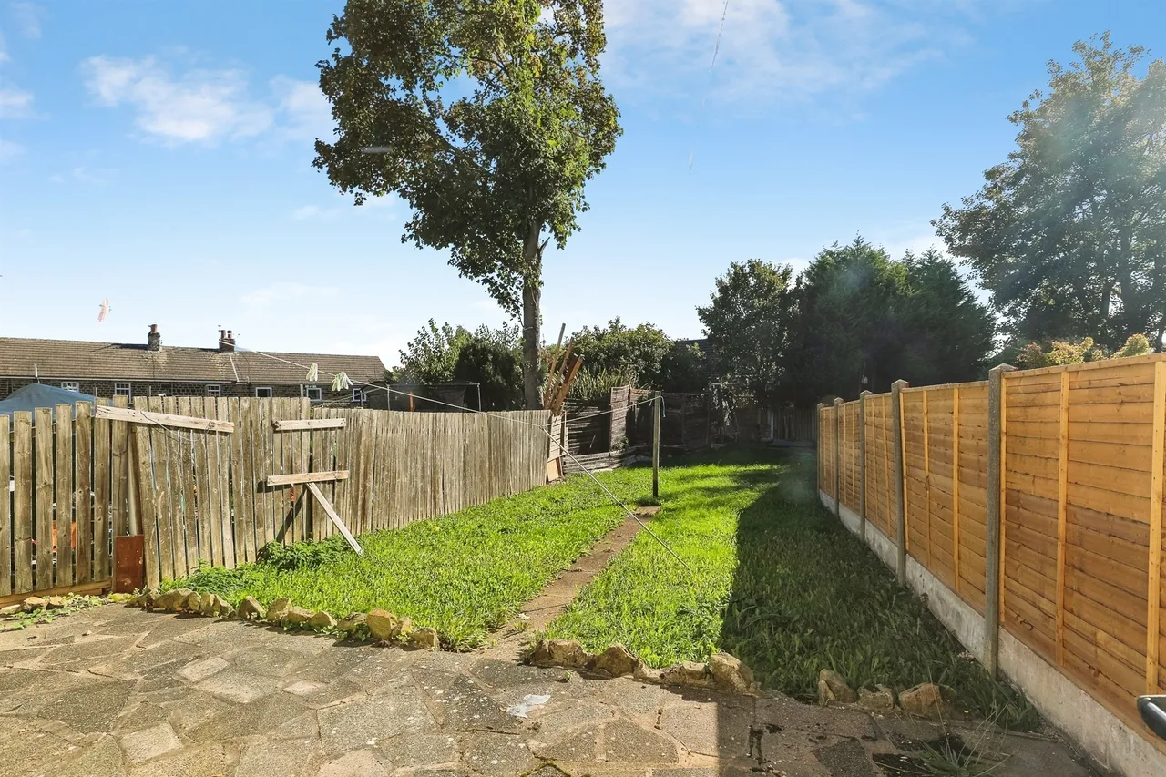 3 bed house for sale, Doncaster Road, Barnsley, S70
