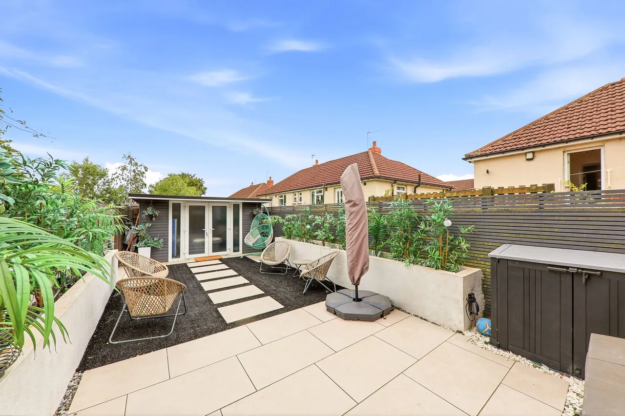 Carlton Green, Rothwell, LS26, photo 31