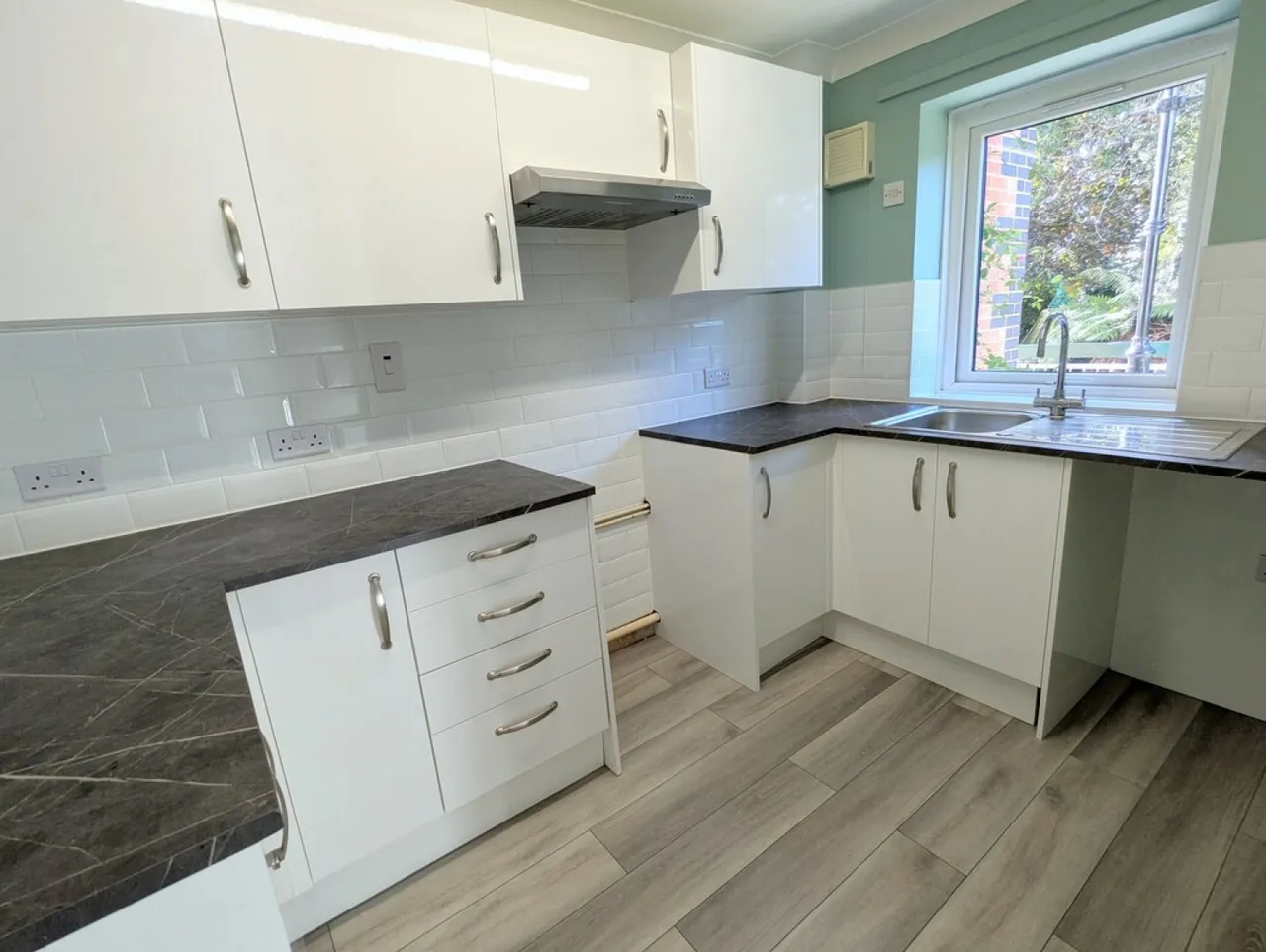 Truro, TR1, photo 3