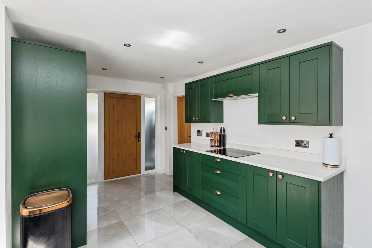 Winchester Avenue, Ashton-under-Lyne, Greater Manchester, OL6, photo 8