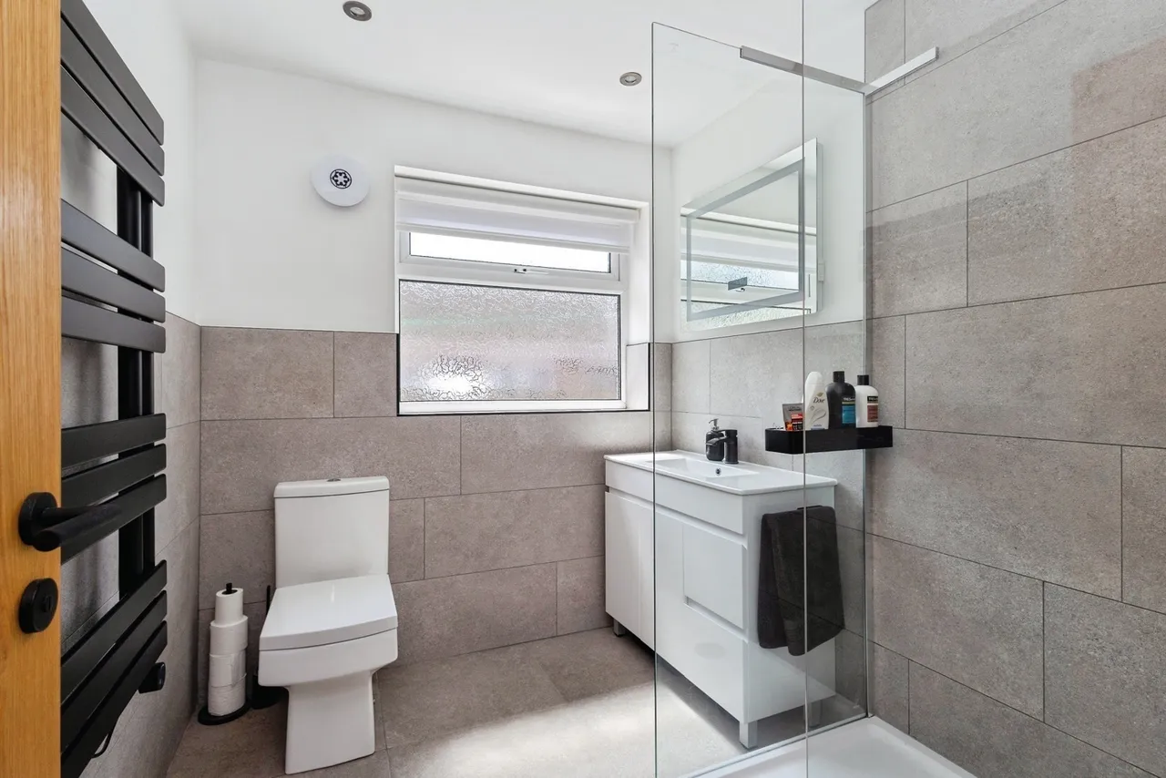 Winchester Avenue, Ashton-under-Lyne, Greater Manchester, OL6, photo 14