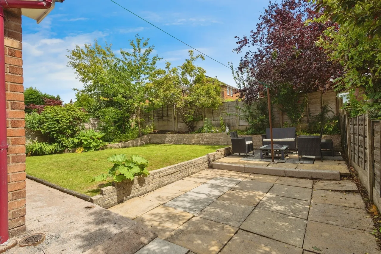 Winchester Avenue, Ashton-under-Lyne, Greater Manchester, OL6, photo 15