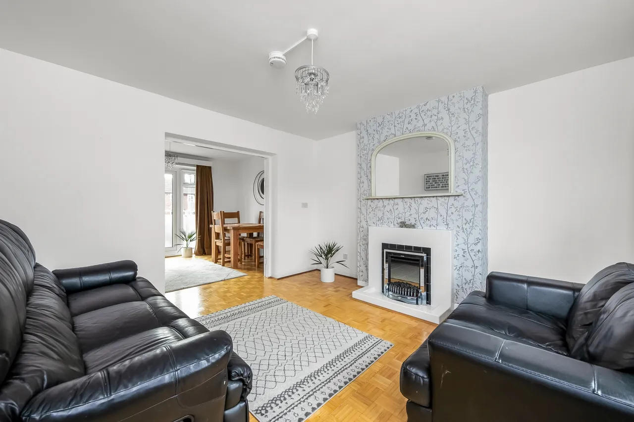 4 bed flat for sale — Bexley Road, Eltham, SE9 2NY