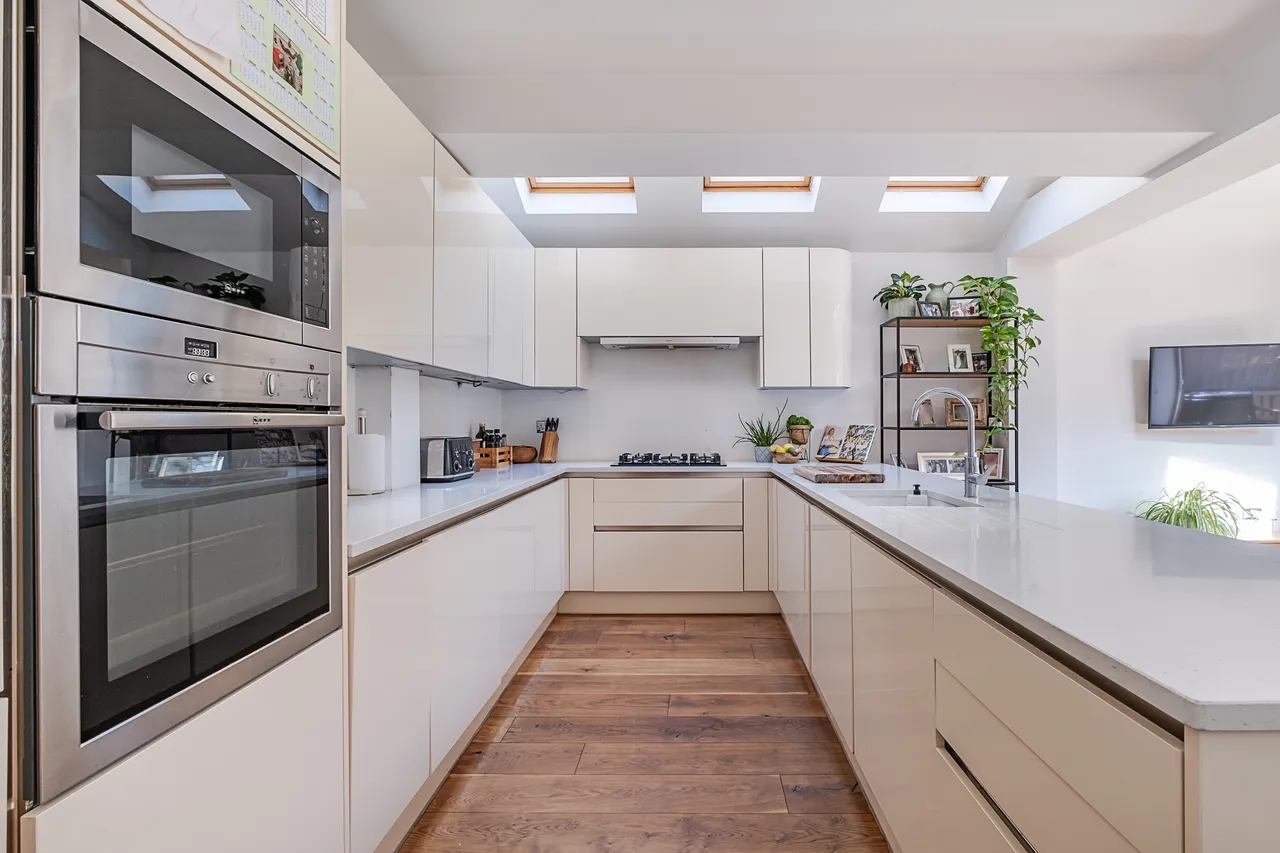 Tranmere Road, London, SW18, photo 5