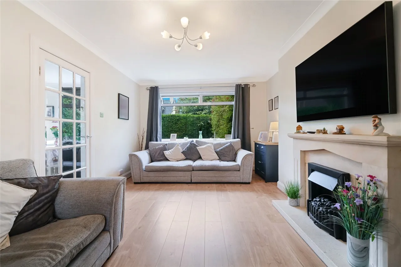 Bonnyton Drive, Eaglesham, G76, photo 2