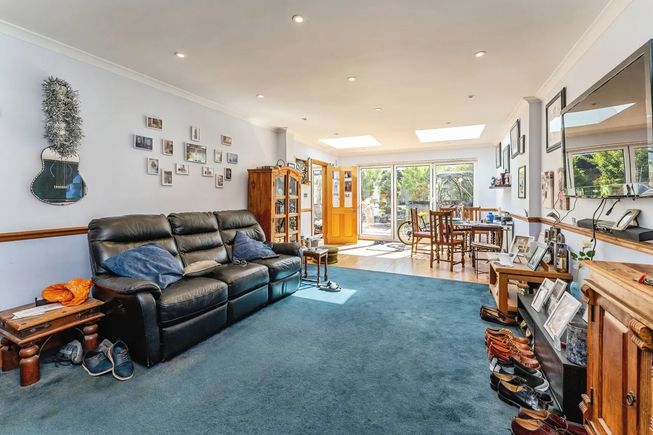 Brookfield Avenue, London, NW7, photo 8