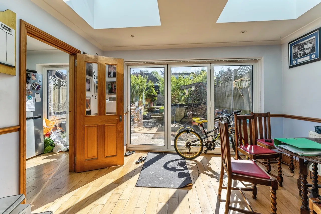 Brookfield Avenue, London, NW7, photo 10