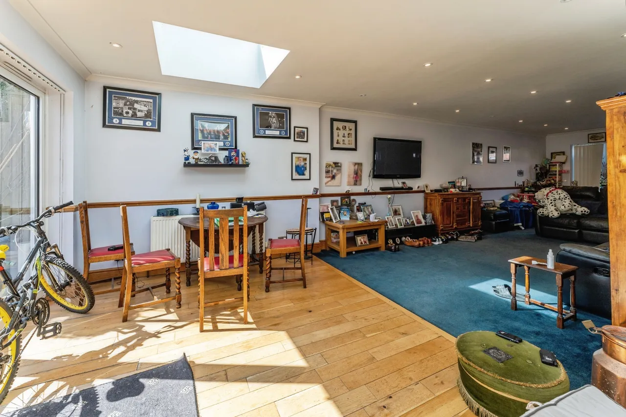 Brookfield Avenue, London, NW7, photo 9