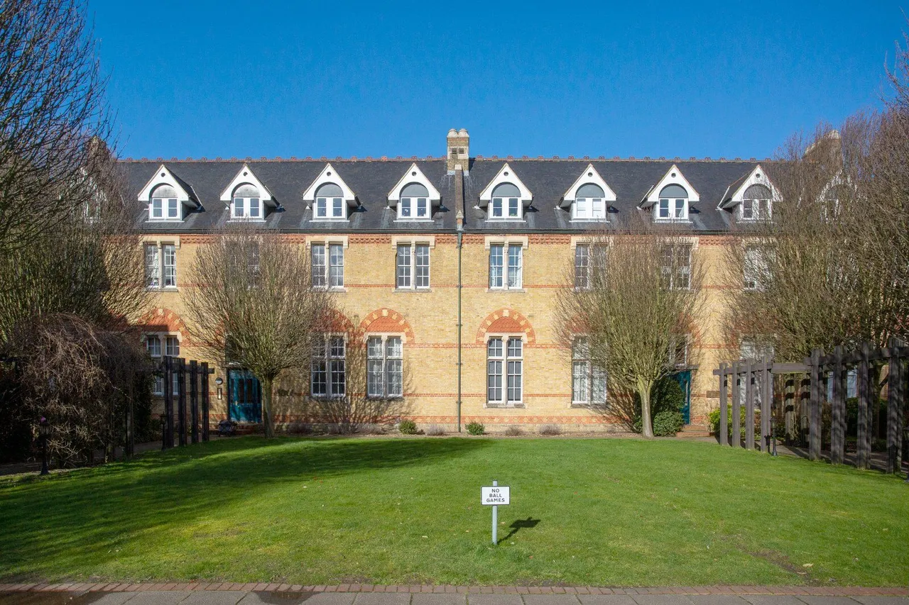 Watford, WD24, photo 6