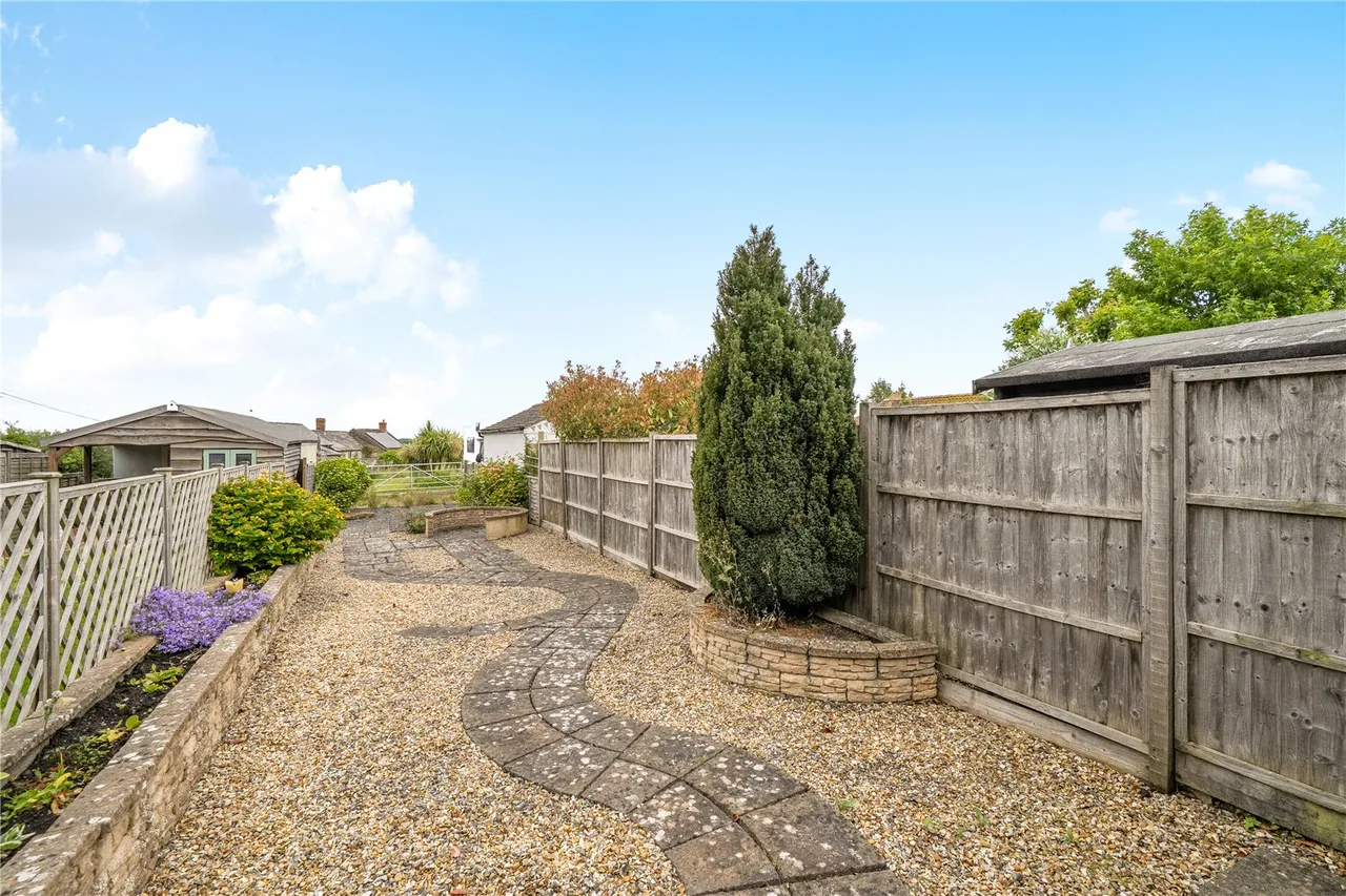 East Stoke, Stoke-Sub-Hamdon, Somerset, TA14 6RQ, photo 11