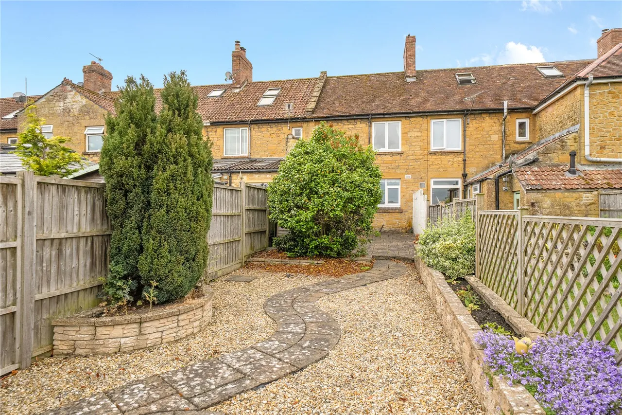 East Stoke, Stoke-Sub-Hamdon, Somerset, TA14 6RQ, photo 13