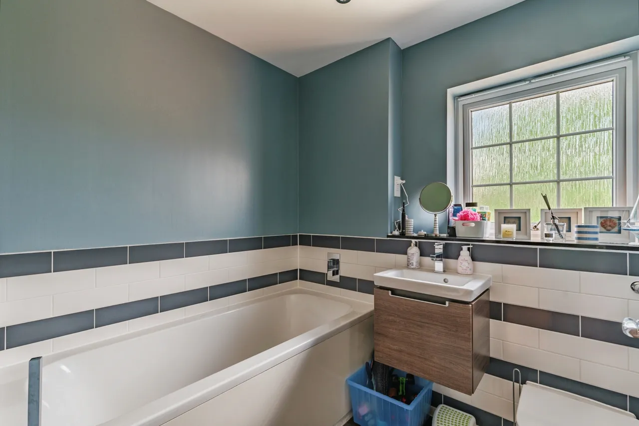 Towner Close, Ashford, TN27, photo 19