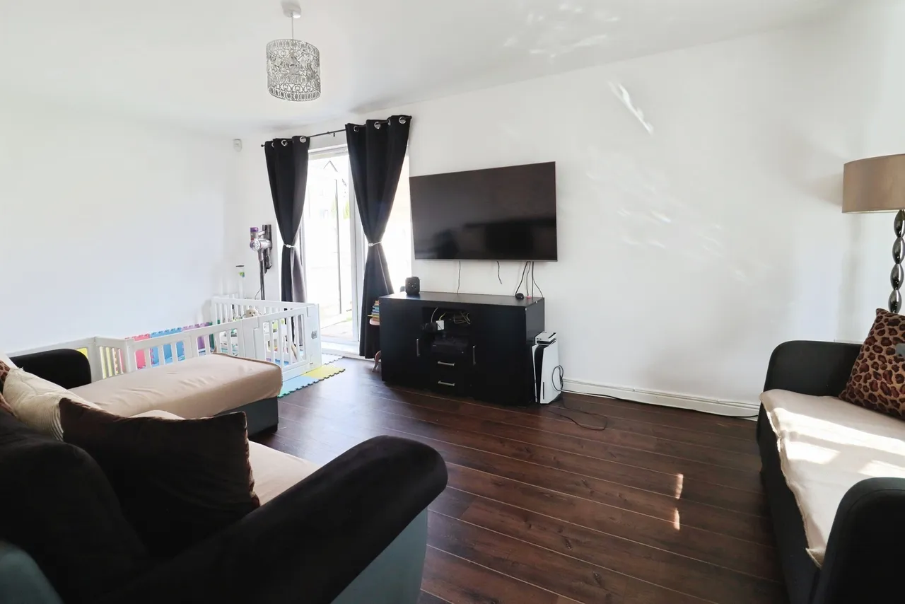 Haven Walk, Barry, CF62, photo 3