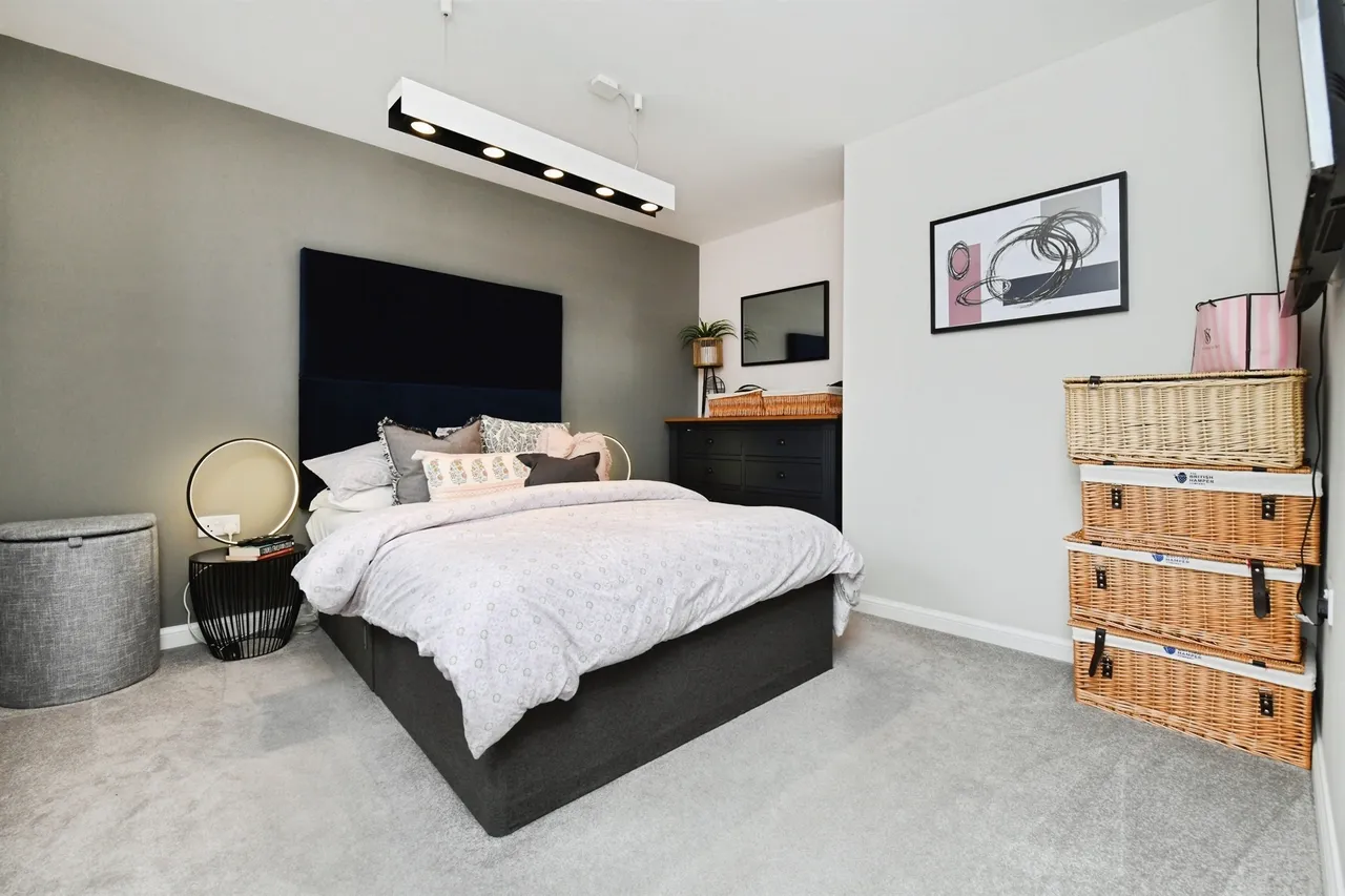 Charles Crescent, Rochford, SS4, photo 8