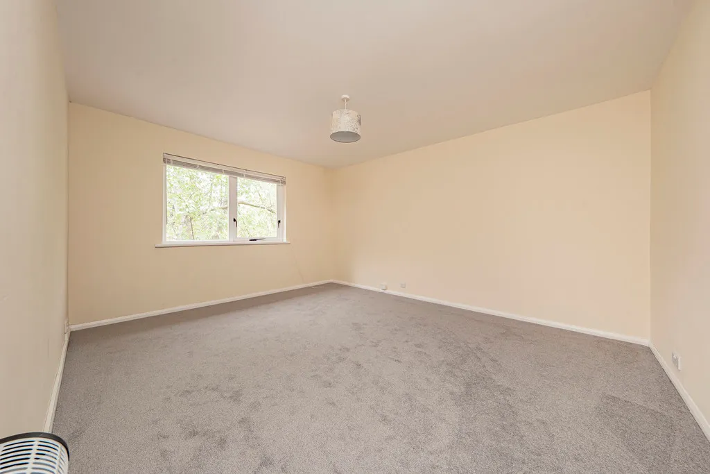 Ryeland Close, Yiewsley, UB7, photo 17