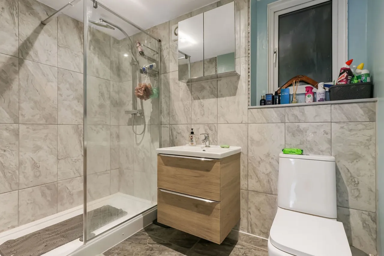 Madeira Road, Bournemouth, photo 12