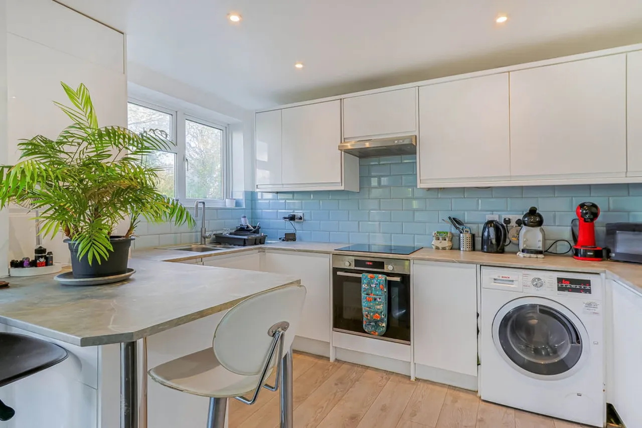 Madeira Road, Bournemouth, photo 2
