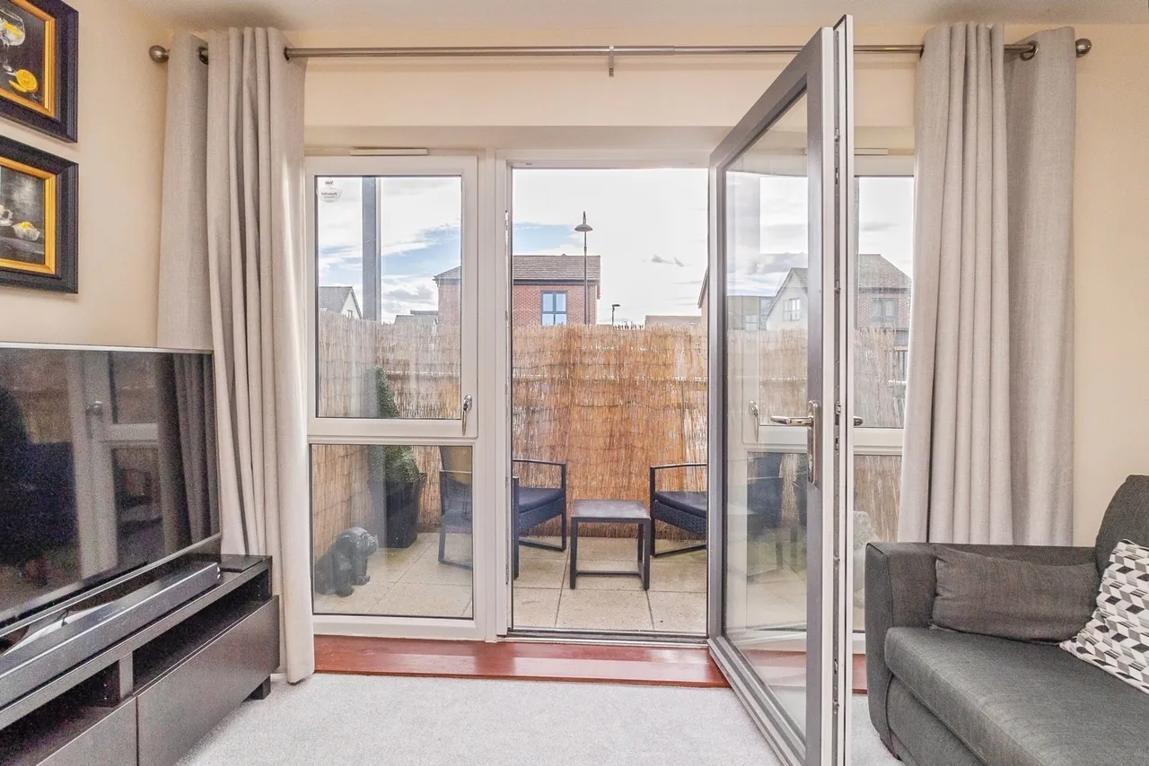 Pascal Mews, Oakgrove, Milton Keynes, Buckinghamshire, MK10, photo 4