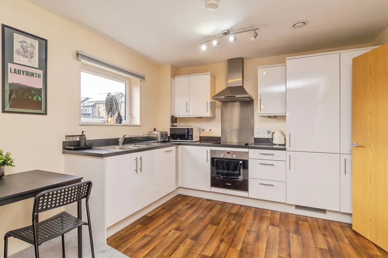 Pascal Mews, Oakgrove, Milton Keynes, Buckinghamshire, MK10, photo 7