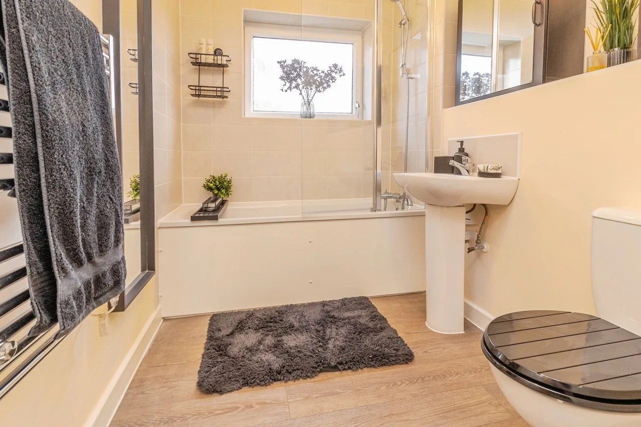 Pascal Mews, Oakgrove, Milton Keynes, Buckinghamshire, MK10, photo 13