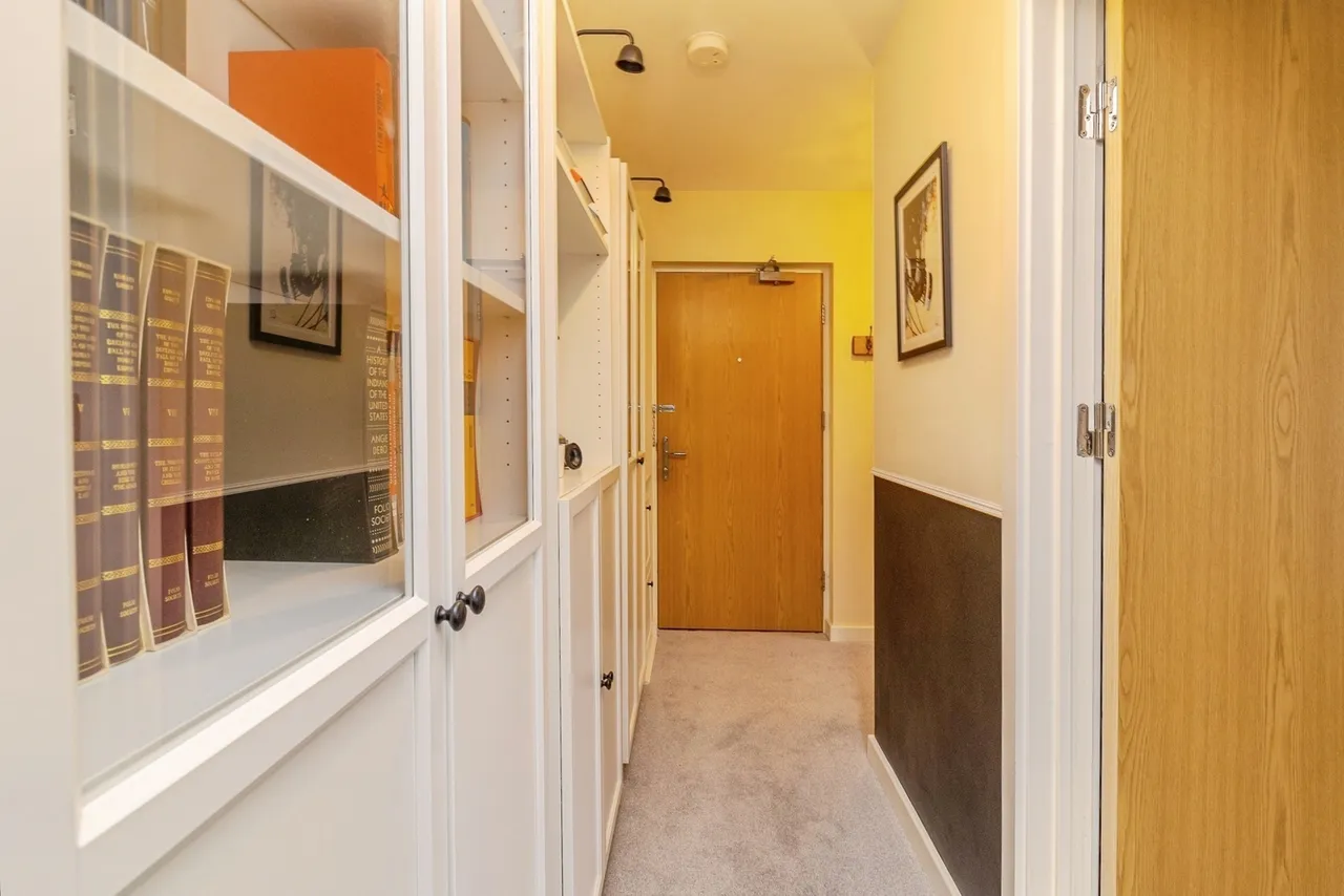 Pascal Mews, Oakgrove, Milton Keynes, Buckinghamshire, MK10, photo 15