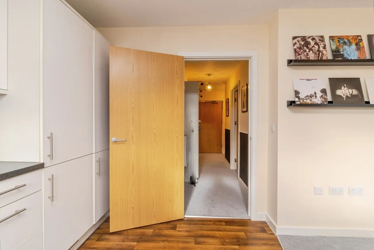Pascal Mews, Oakgrove, Milton Keynes, Buckinghamshire, MK10, photo 16