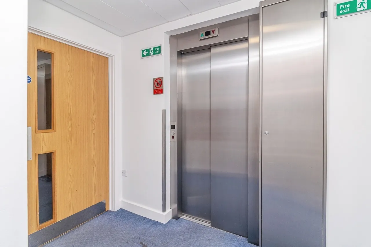 Pascal Mews, Oakgrove, Milton Keynes, Buckinghamshire, MK10, photo 17