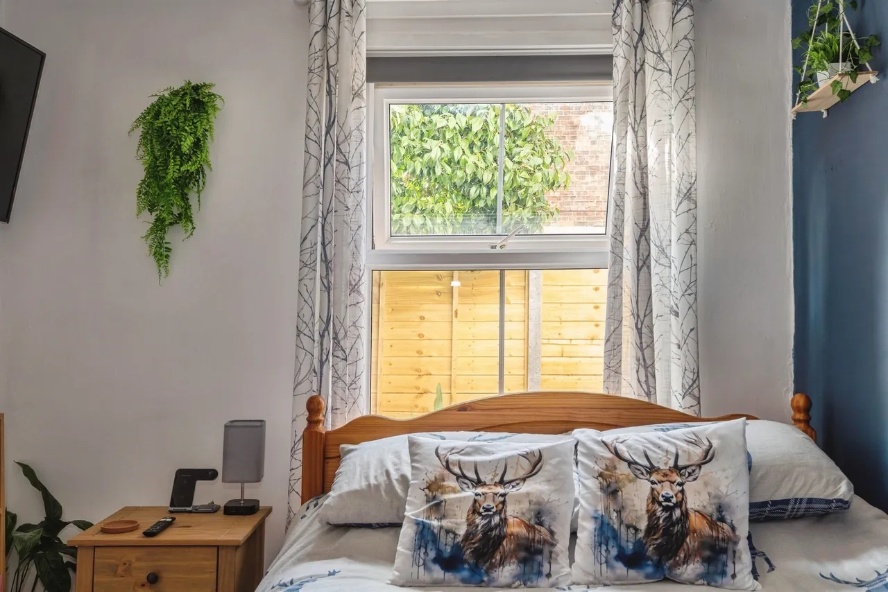 Staplegrove Road, Taunton, TA1, photo 15
