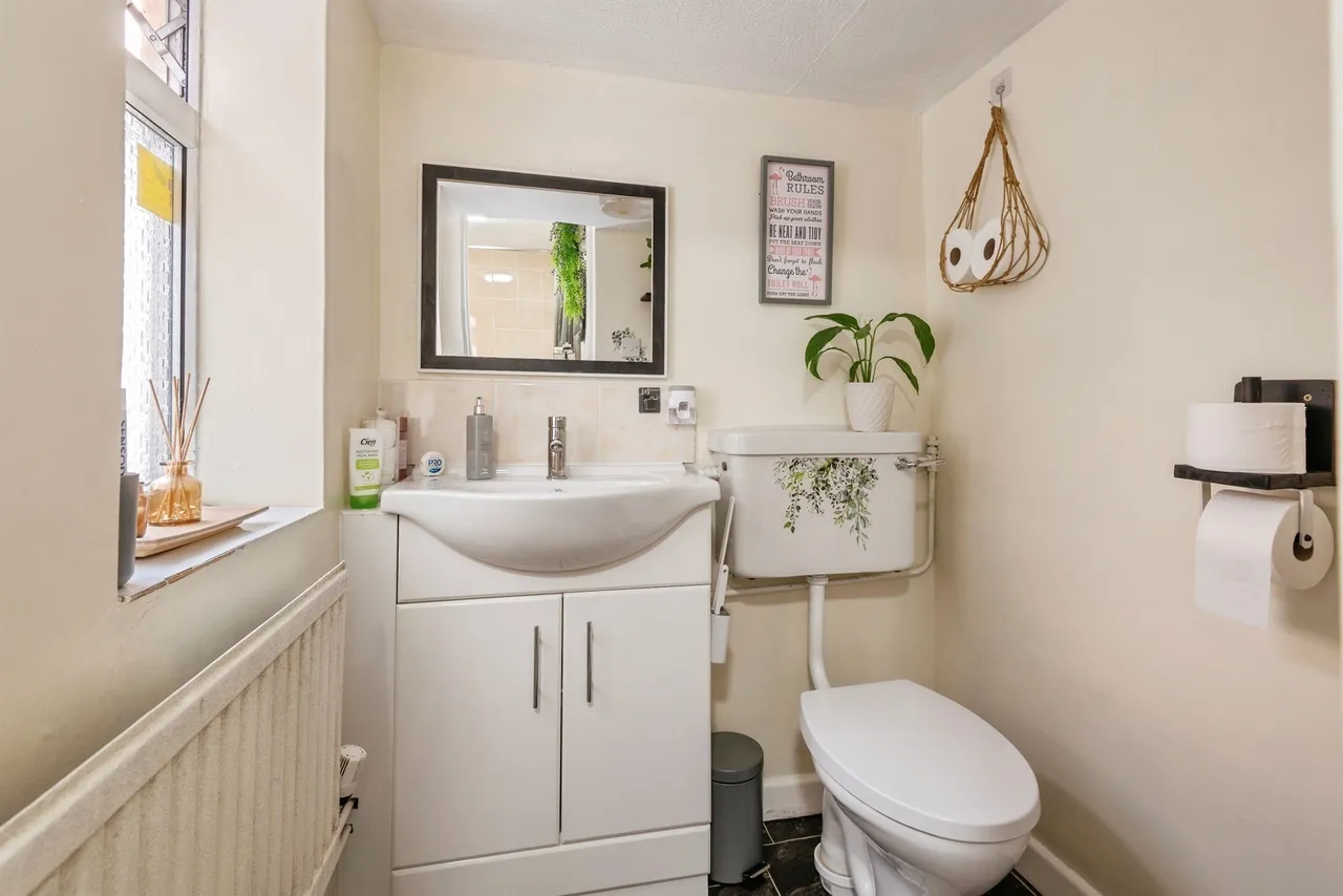 Staplegrove Road, Taunton, TA1, photo 12
