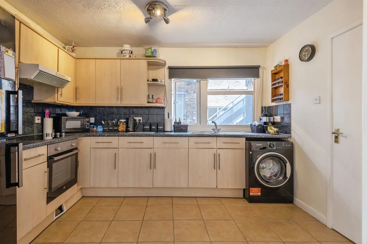 Staplegrove Road, Taunton, TA1, photo 11