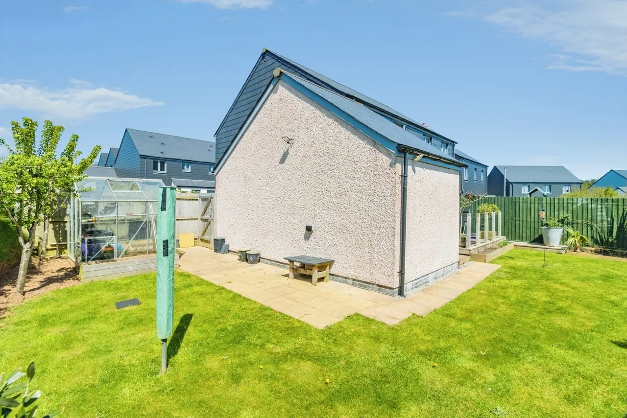 French Furze Road, TQ9, photo 16