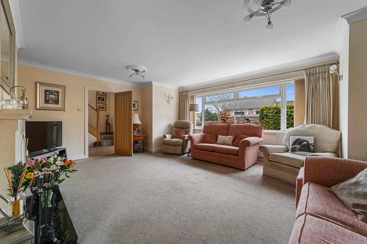 Mission Lane, East Bergholt, photo 11