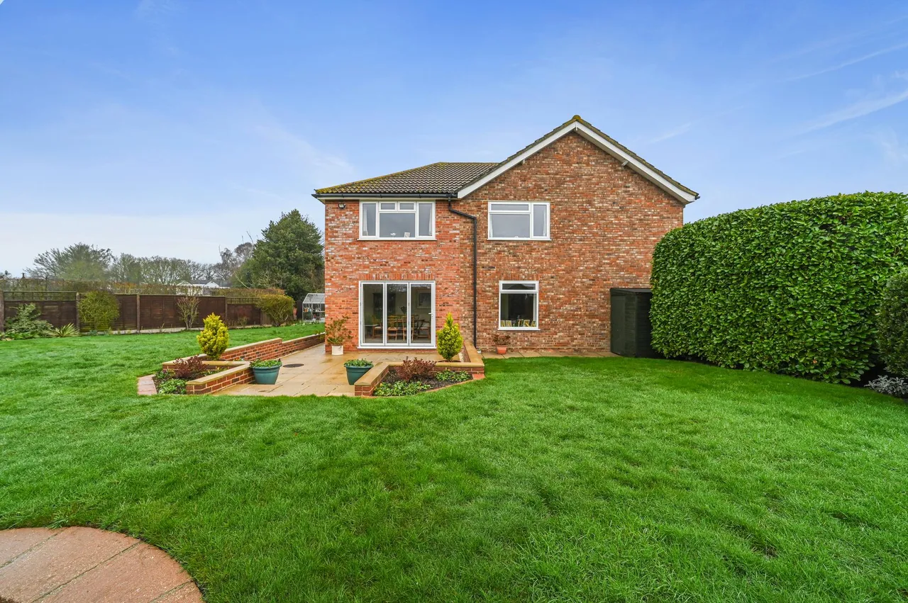 Mission Lane, East Bergholt, photo 36