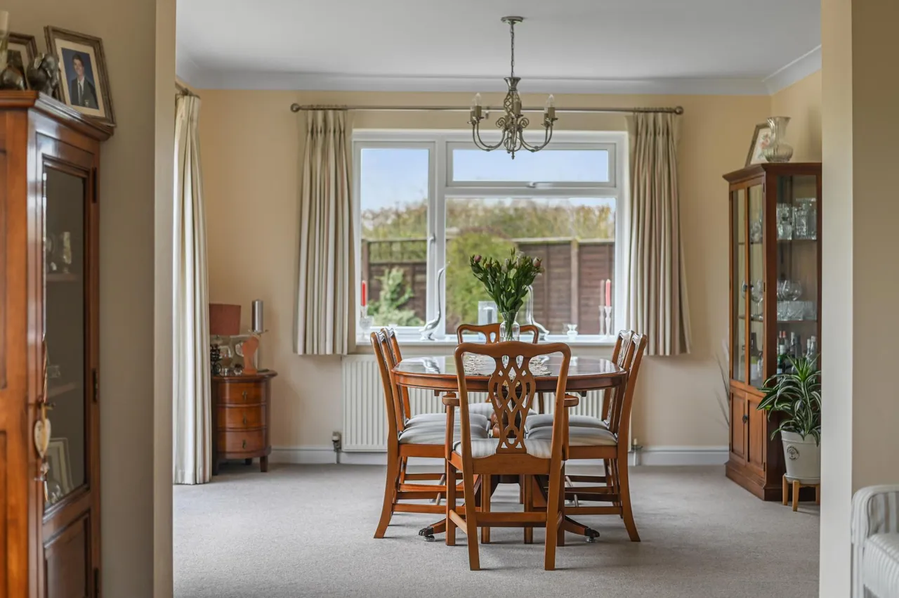 Mission Lane, East Bergholt, photo 10