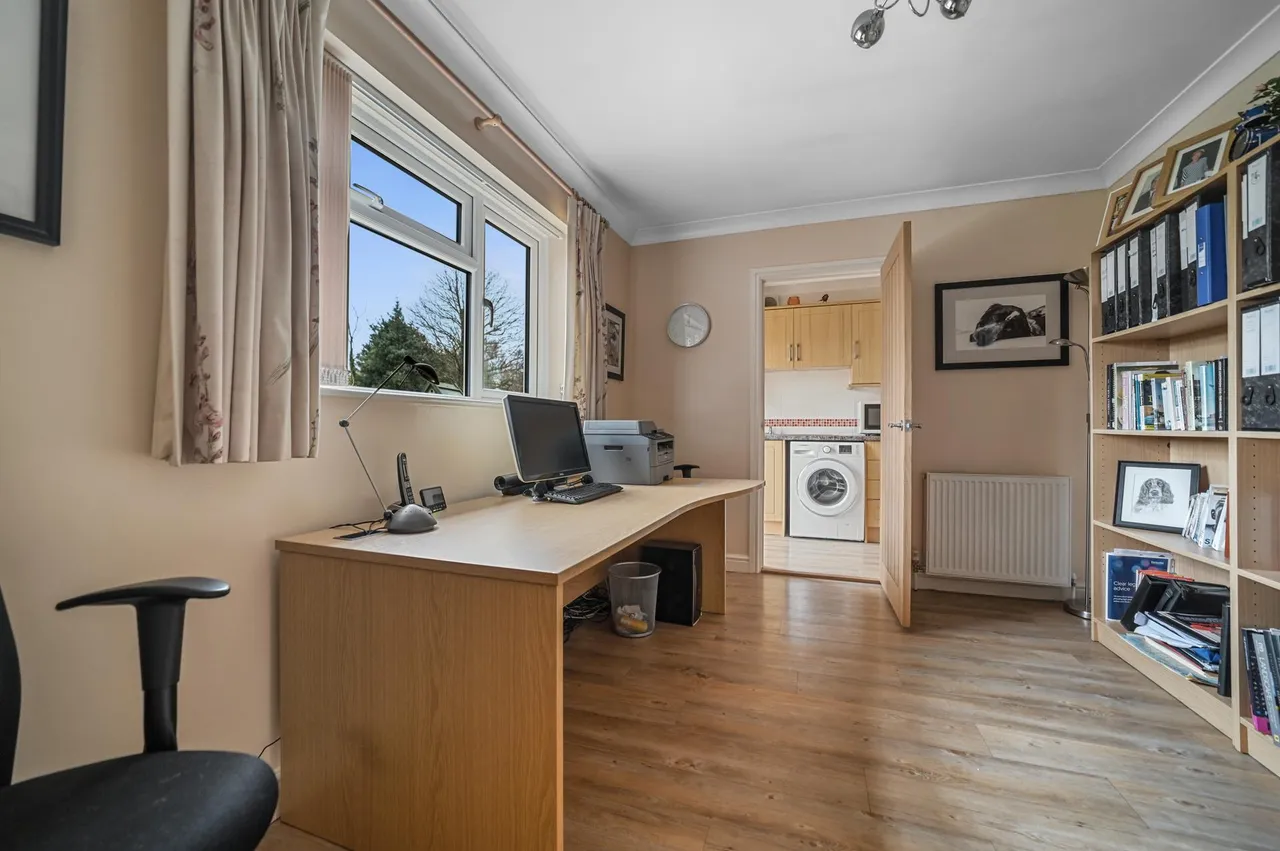 Mission Lane, East Bergholt, photo 15