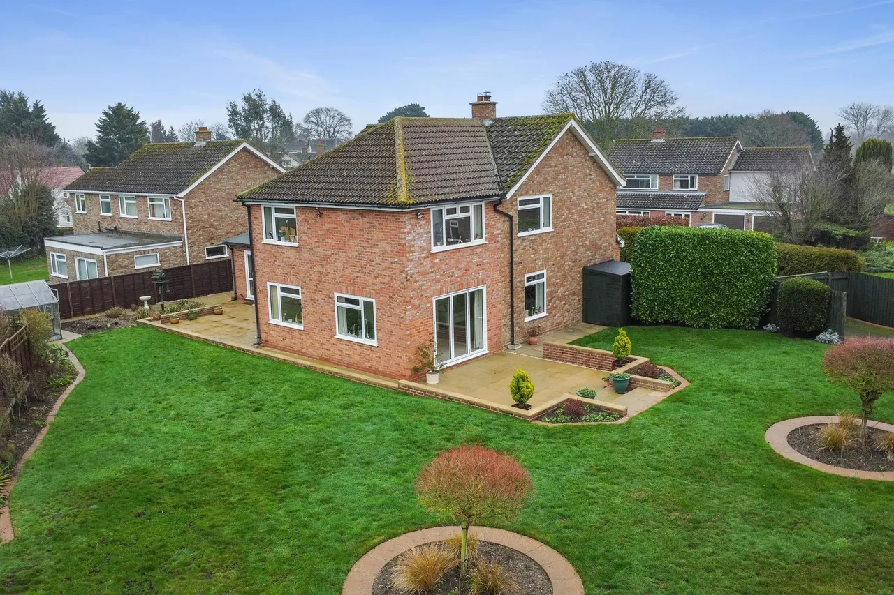 Mission Lane, East Bergholt, photo 38