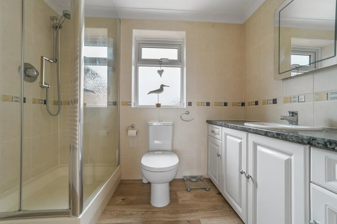 Mission Lane, East Bergholt, photo 30