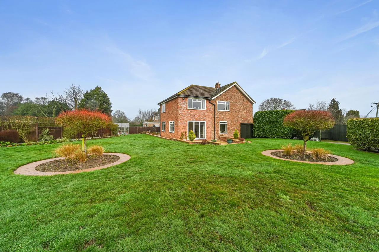 Mission Lane, East Bergholt, photo 37